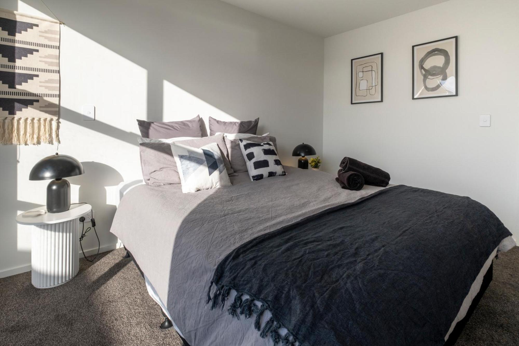 Luxury 2 Bed Townhome In Cbd クライストチャーチ エクステリア 写真
