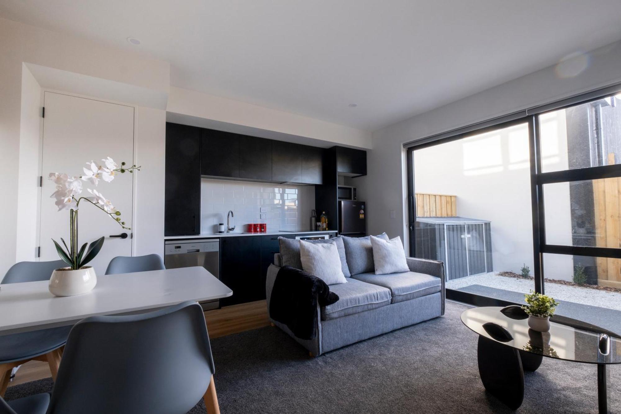 Luxury 2 Bed Townhome In Cbd クライストチャーチ エクステリア 写真