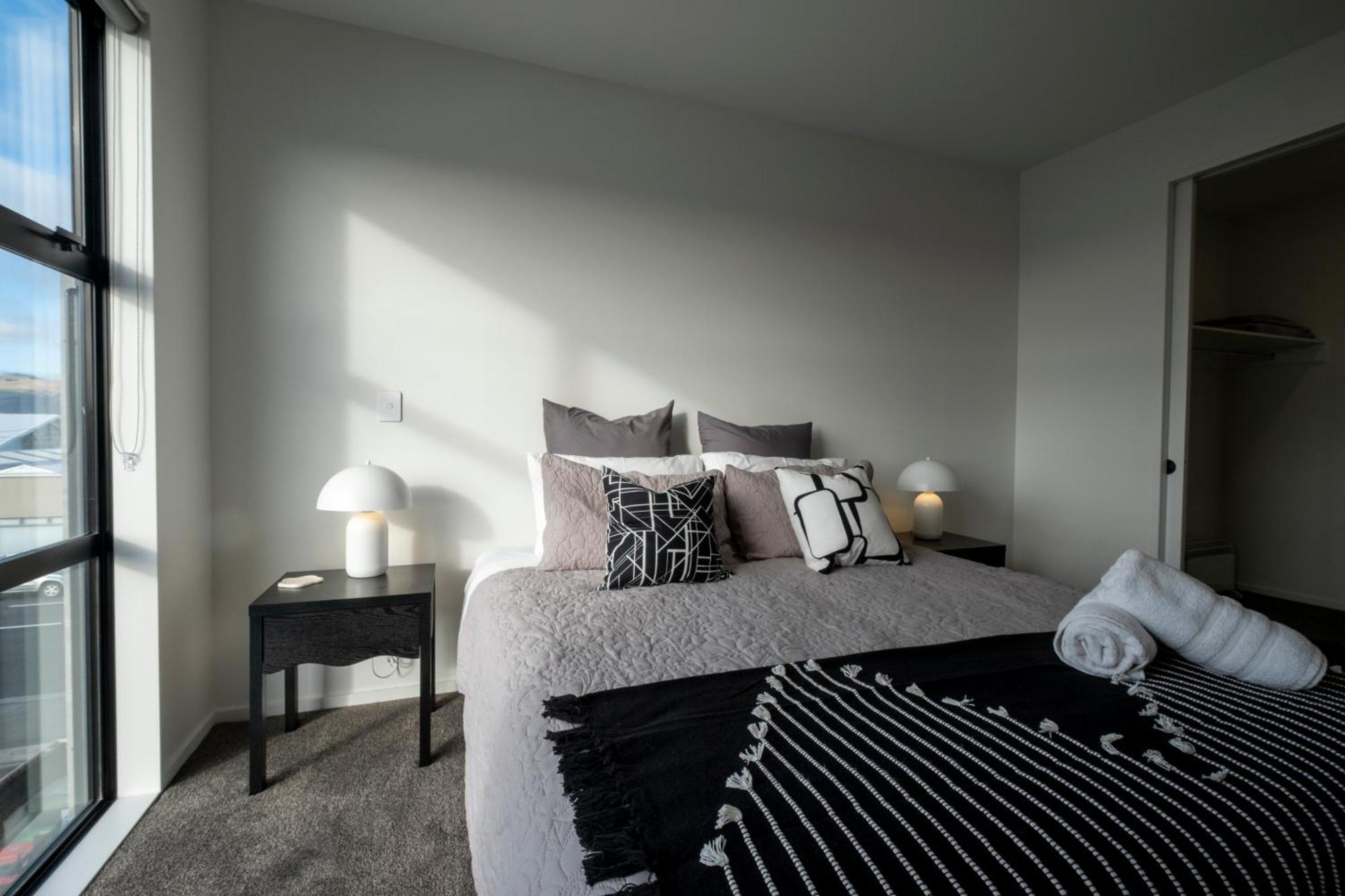 Luxury 2 Bed Townhome In Cbd クライストチャーチ エクステリア 写真