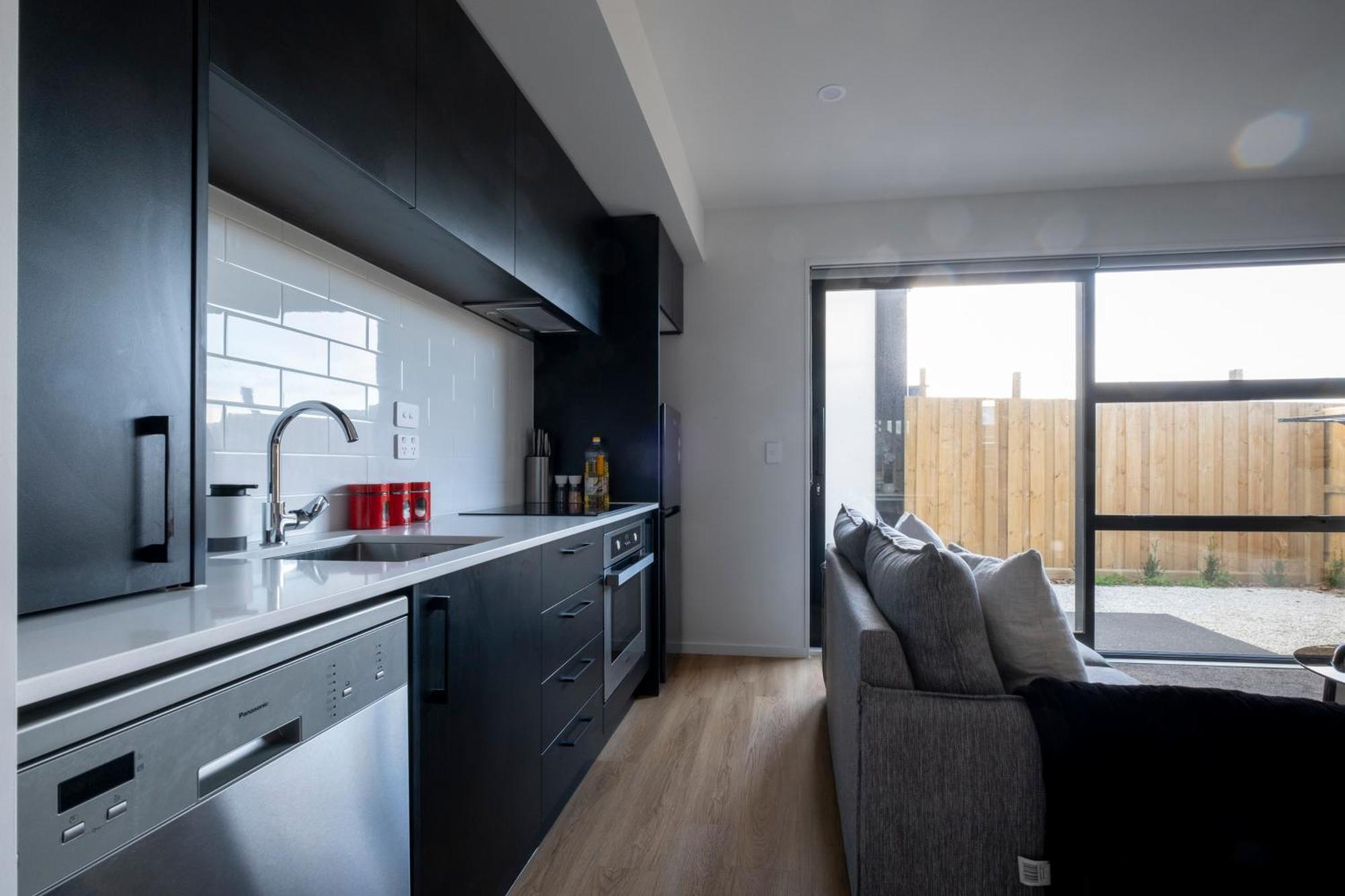 Luxury 2 Bed Townhome In Cbd クライストチャーチ エクステリア 写真