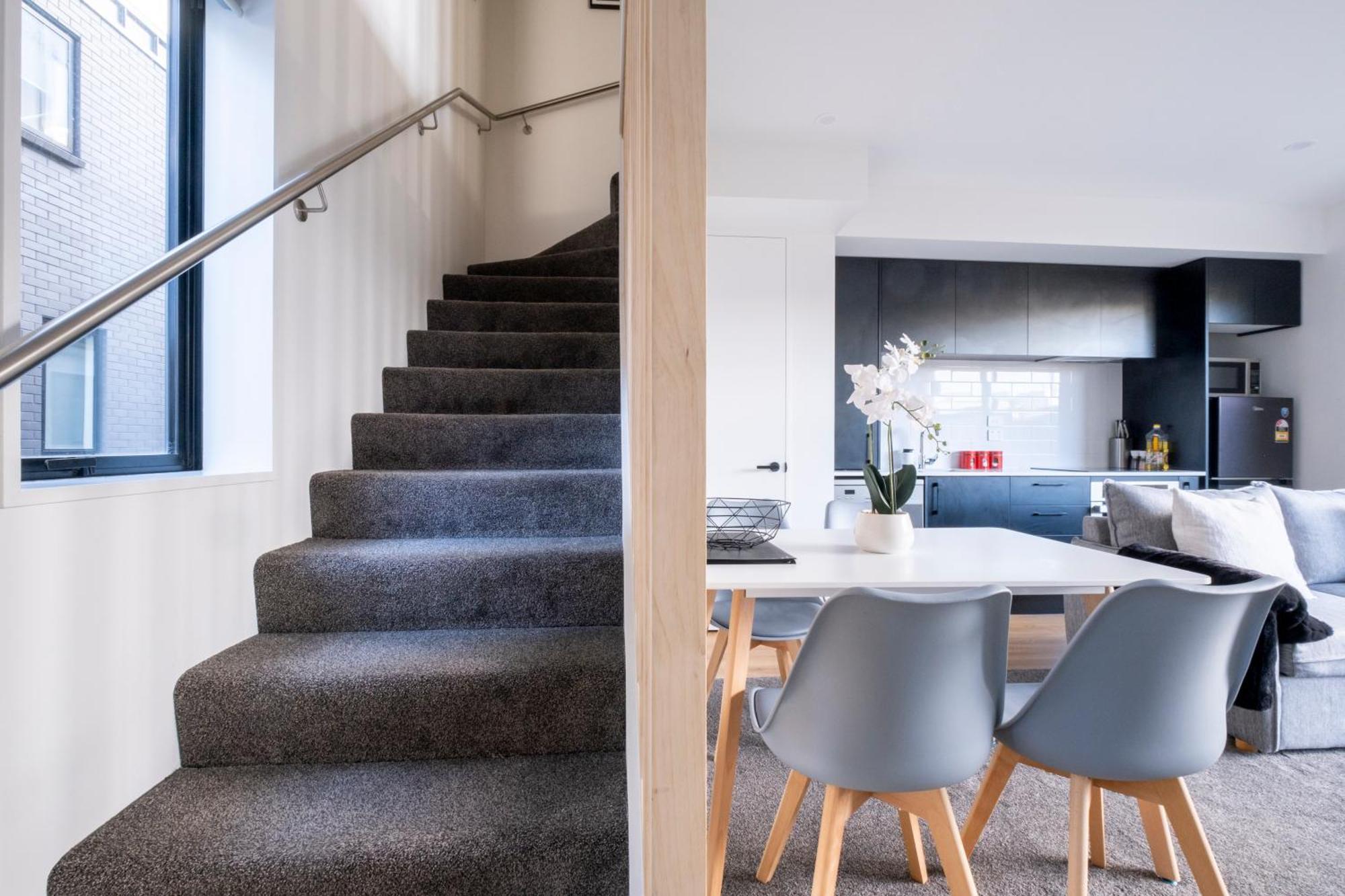 Luxury 2 Bed Townhome In Cbd クライストチャーチ エクステリア 写真