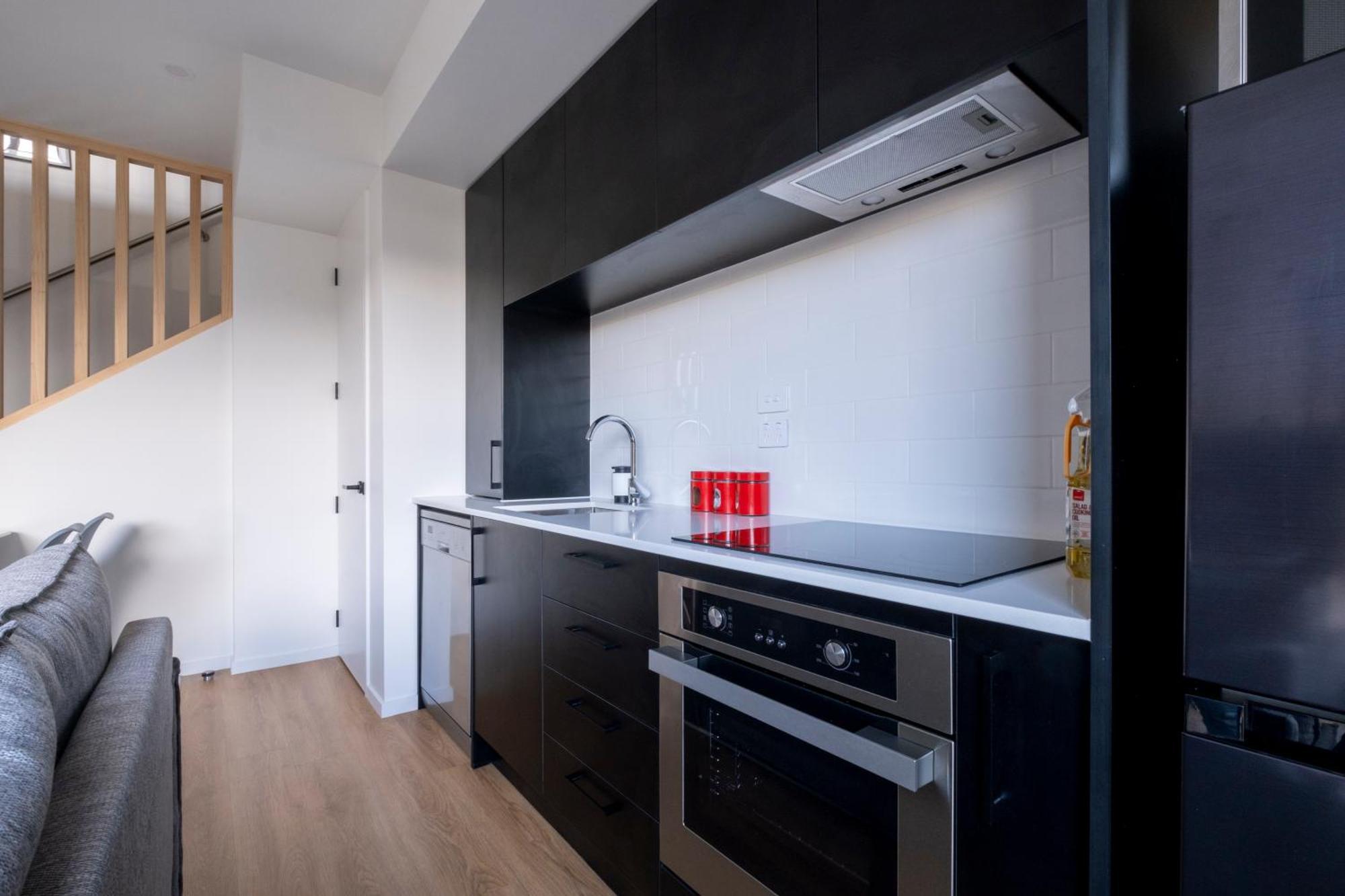 Luxury 2 Bed Townhome In Cbd クライストチャーチ エクステリア 写真